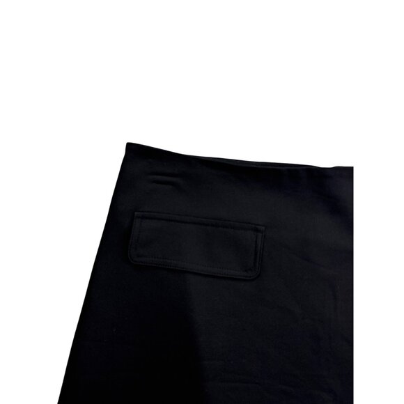 Forever 21 Essentials Mini Skirt Size 8 Black 2 Pockets Lined - Picture 2 of 7